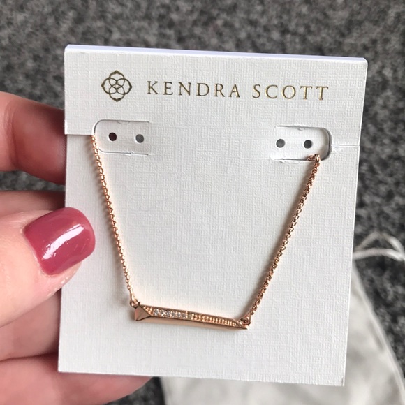 Kendra Scott Rose Gold Elliot Necklace - Picture 2 of 6
